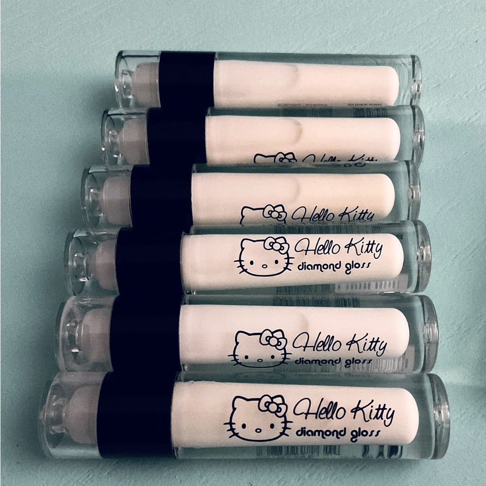HELLO KiTTY DIAMOND SUGAR GLOSS 🥥